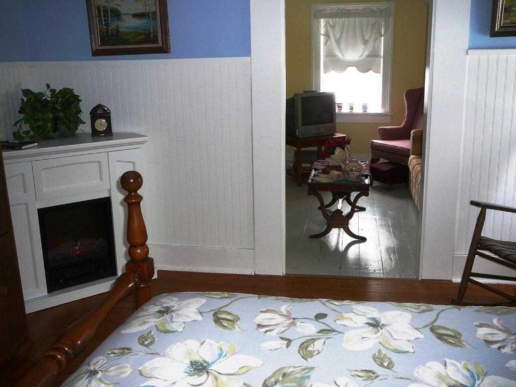 Gables Bed & Breakfast Stayner Camera foto