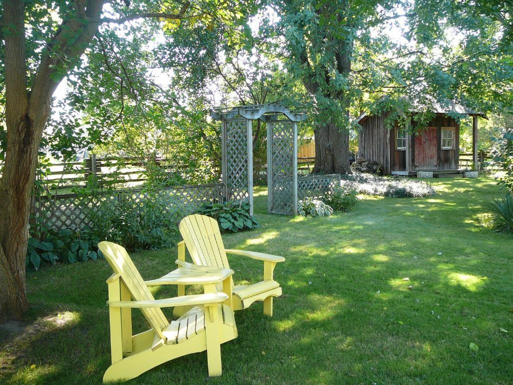Gables Bed & Breakfast Stayner Esterno foto